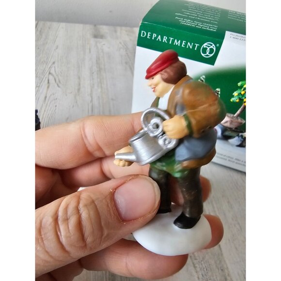 Dept 56 58458 Master gardeners tree planters people accessory Dickens cart - Picture 9 of 14